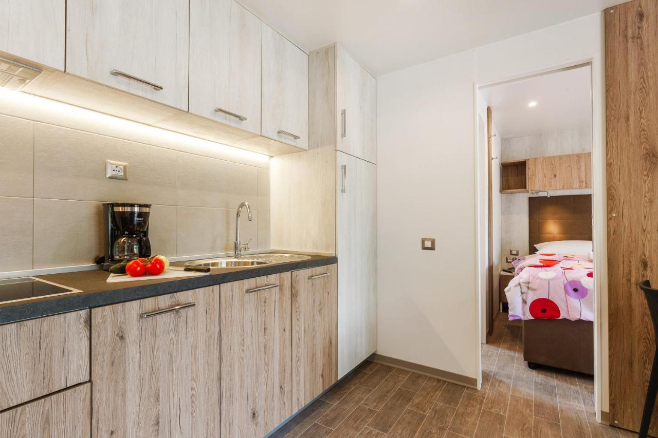 Premium Camping Homes Santa Marina, Lanterna Tar-Vabriga Extérieur photo