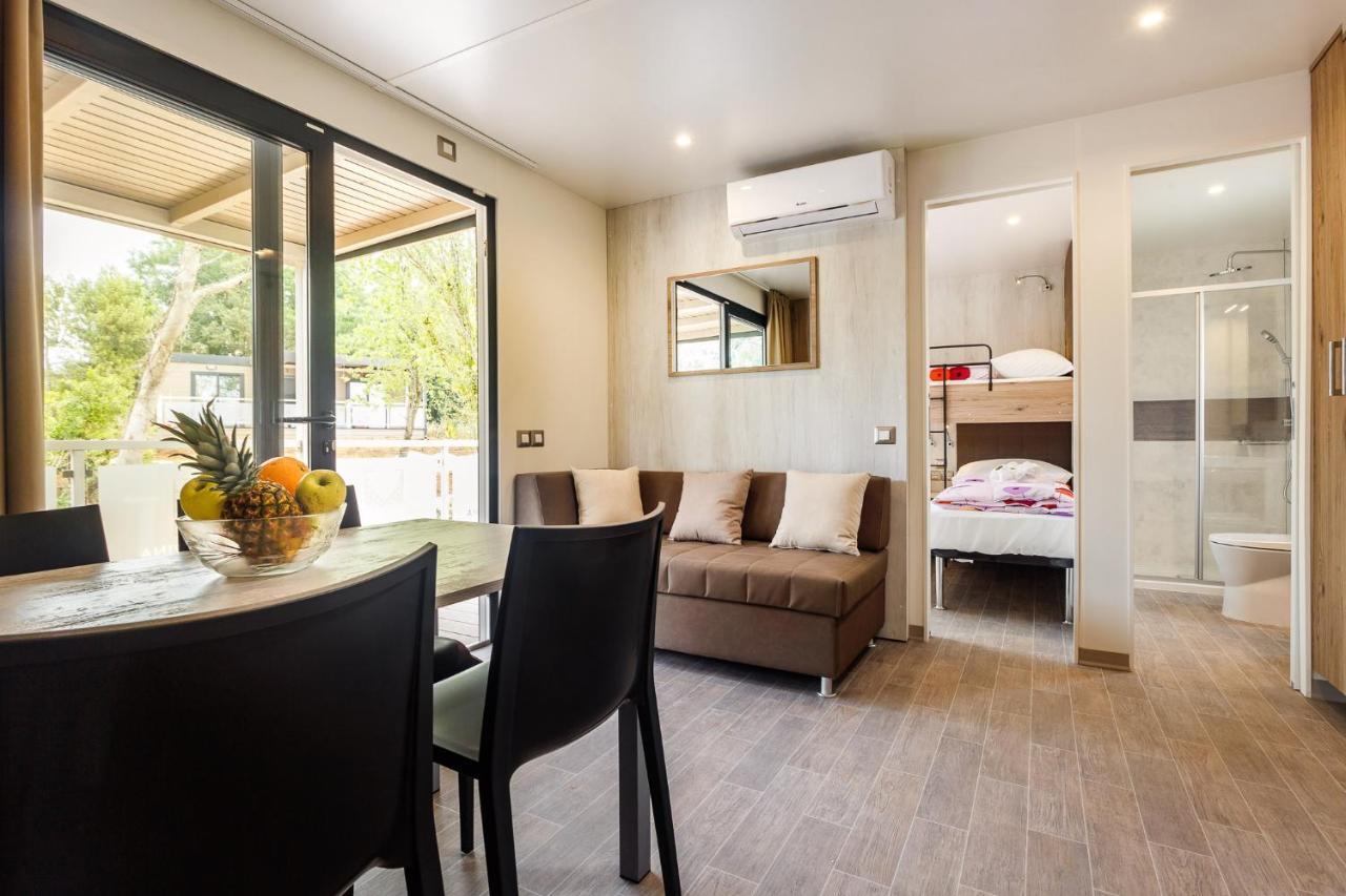 Premium Camping Homes Santa Marina, Lanterna Tar-Vabriga Extérieur photo