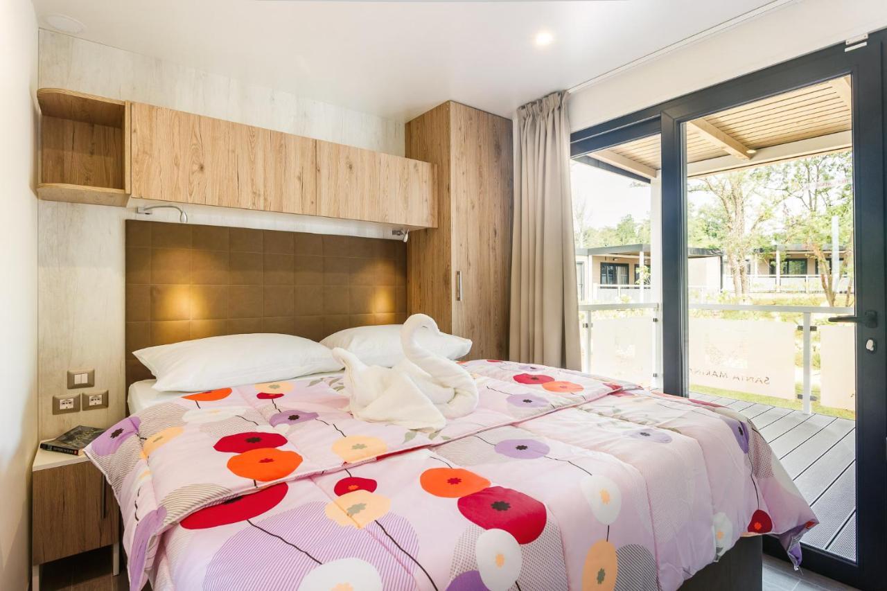 Premium Camping Homes Santa Marina, Lanterna Tar-Vabriga Extérieur photo